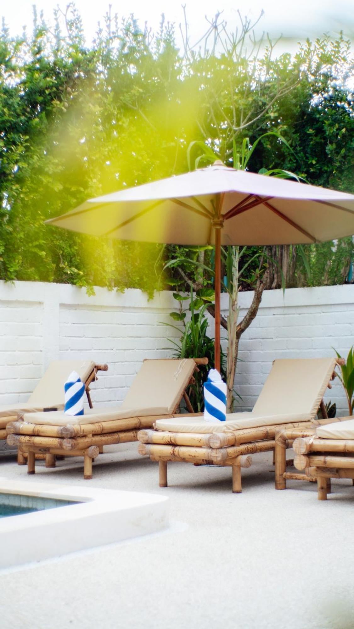 Apartamento The White Bay Lombok Kuta  Exterior foto